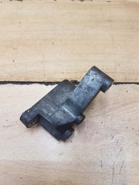 фото thumb №1, Кронштейн накладки впрыска mercedes w638 vito 2.2 cdi