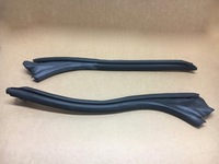 фото thumb №1, Audi a5 rs5 cabrio прокладка двері права 8f0831722