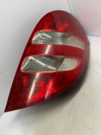 фото thumb №1, Лампа задня права 1698200464 mercedes