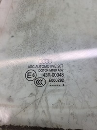 фото thumb №4, Скло двері лівий зад audi q3 8u 2014r