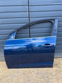 фото thumb №1, Дверь левый перед передние renault megane iv terpr