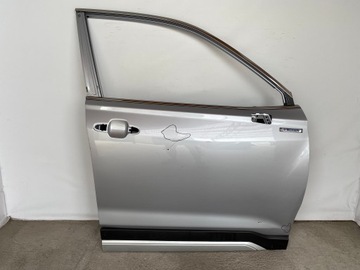 фото thumb №1, Subaru forester v 2019r- дверь передние правые перед