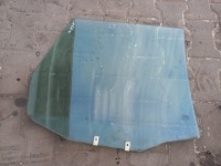 фото thumb №1, Стекло левая задняя volvo v40 kombi 02r