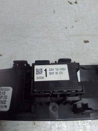 фото thumb №11, Mazda cx50 23- панель перемикач вікон лівий правий задня usa