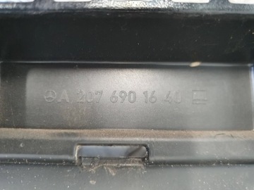 фото thumb №12, Mercedes-benz e-klasa w207 2007-2017 планка накладка порогова права 197