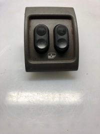 фото thumb №1, Панель переключатель окон chrysler 74677922