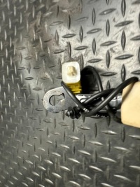 фото thumb №5, Застібка ременя безпеки праве перед vw touareg 7l0857778c