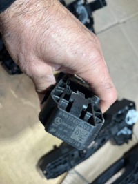 A9077600400 ручка дверь правая mercedes sprinter 18-24 rok оригинал Оригинал, фото thumb