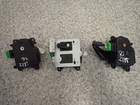 фото thumb №5, Honda jazz 02-07 моторчик отопителя блок управления