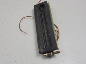PASSAT B5 ПОДЪЕМНИК РУЧКИ БАГАЖНИКА 3B9827566B