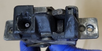 фото thumb №12, Замок задньої кришки багажника зад штекер bmw 5 e34 sedan оригінальний номер