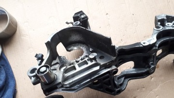фото thumb №8, A4 b9 8w лапи генератора 2.0 tdi 04l903143b a5 q5