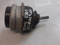 фото thumb №8, Vw touareg подушка двигуна