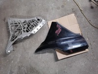 фото thumb №1, Ползун крепление накладка крыльев зад задний правые ford b-max kc