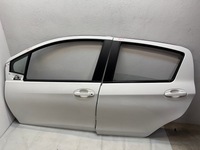 фото thumb №11, Кришка багажника задня задня toyota yaris iii hybrid 2011-2017 rok