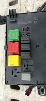 фото thumb №5, Opel vectra c signum коробка модуль запобіжників 13170895