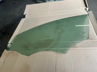 фото thumb №1, Mercedes w176 скло двері лівий перед