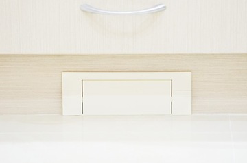 Автоматический совок KitVac, черный