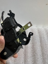 фото thumb №4, Mazda 3 bp замок крышки багажника sedan rok 2021