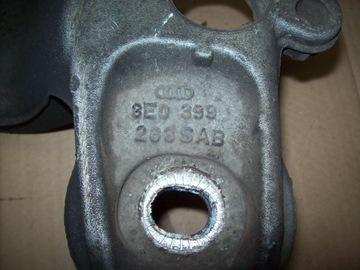 Опора коробки, Подушка Audi A4 B6 2.4, Автомат