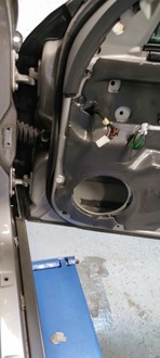 фото thumb №12, Дверь правое передние mercedes w211 c723