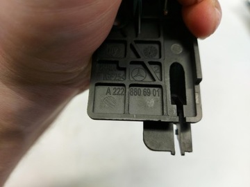 фото thumb №6, Mercedes cla w118 x118 універсал ручка важіль відкривання капота a2228806901