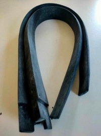 2 уплотнители softtopu wklejane mercedes 107 nowe комплект с Разборки, фото thumb