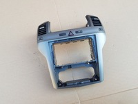 фото thumb №1, Рамка середня консолі радіо opel zafira b 13162556 ładna bez пошкоджень