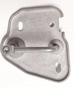 фото thumb №1, Новый оригинальный засов hak замка капота 3v0823186a