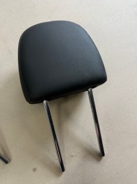 фото thumb №7, Hyundai i30 iii 17- подголовник сиденье передний перед кожа кожаный