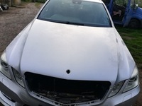 фото thumb №1, Капот перед do mercedesa e 212 c 197