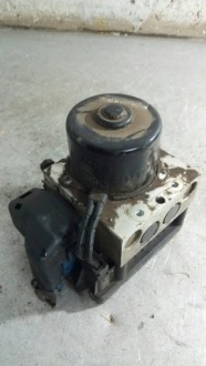 фото thumb №1, Насос abs volvo v70 i 9472095