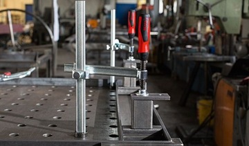 Зажимной инструмент для стола Bessey TWV28-30-17-2K