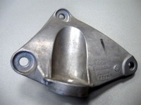 фото thumb №1, Опора коробки правая audi a8