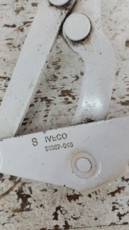 фото thumb №4, Петля капот iveco daily комплект