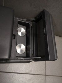 фото thumb №12, Підлокітник середній сидіння audi a8 d2 чорний