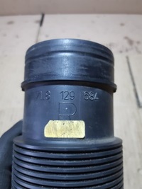фото thumb №5, Audi q7 4l 4.2 fsi шланг всмоктуючий труба повітря 7l8128684