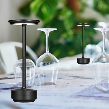 STEROWANIE DOTYKOWE CZARNĄ, TRÓJKOLOROWĄ LAMPĄ STOŁOWĄ Z TEMPERATURĄ USB