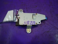 фото thumb №1, Matrix i 01- привод замка центрального крышки задняя