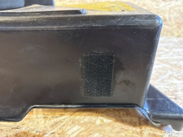 фото thumb №8, Volvo s60 2002 кришка коробка акумулятора