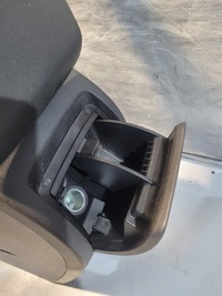 фото thumb №15, Тунель середній підлокітник оригінальний номер 9682469677 citreon c5 x7 10r.