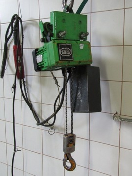 STAHL ELEKTROWCIĄG 250kg 450cm 2 biegi WCIĄGNIK ŁAŃCUCHOWY WCIĄGARKA 2,5T