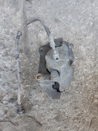 фото thumb №6, Audi a1 8x 1.6 tdi суппорт тормозной левый перед