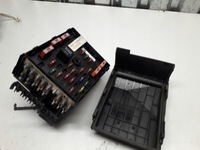 фото thumb №1, Vw passat b6 коробка плита предохранителей