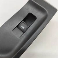 фото thumb №9, Skoda enyaq iv 2022 задняя сторона правая кнопки окон