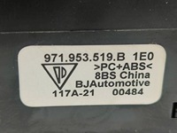 фото thumb №8, Porsche taycan 9j1 2021 перемикач регулювання керма