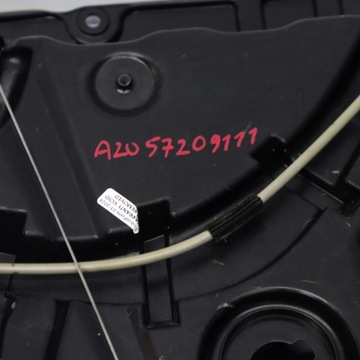 фото thumb №11, Mercedes w205 захист кріплення підйомника скла лівий перед a2057209111