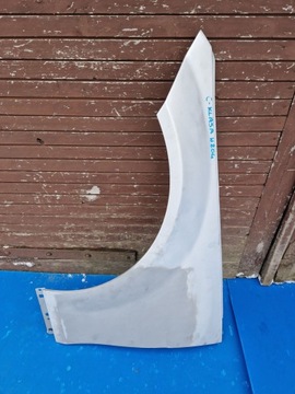 фото thumb №1, Крило лівий переднє mercedes c-klasa w204 2007r-