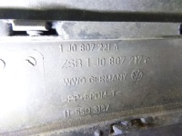 фото thumb №12, Бампер передній vw volkswagen golf iv lw5z 01r. ксенон