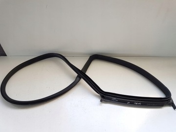 фото thumb №1, Прокладка двері ліва зад maserati ghibli m157 13-